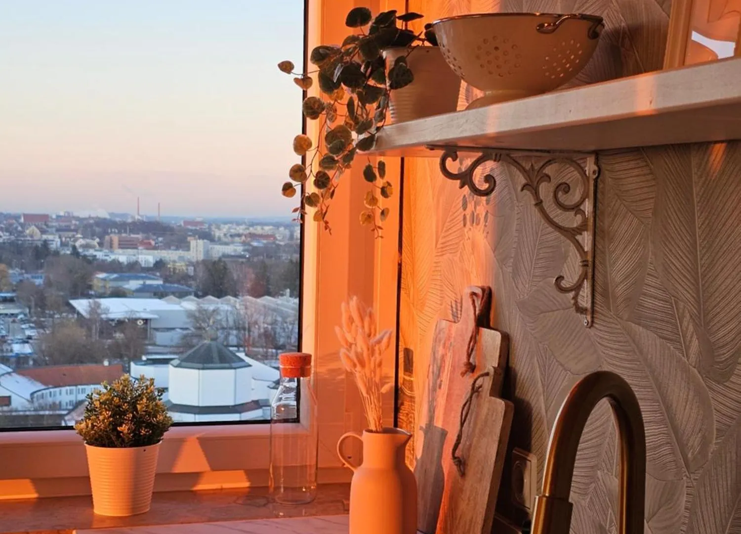 Stylische Sunset-Wohnung Augsburg Apartment