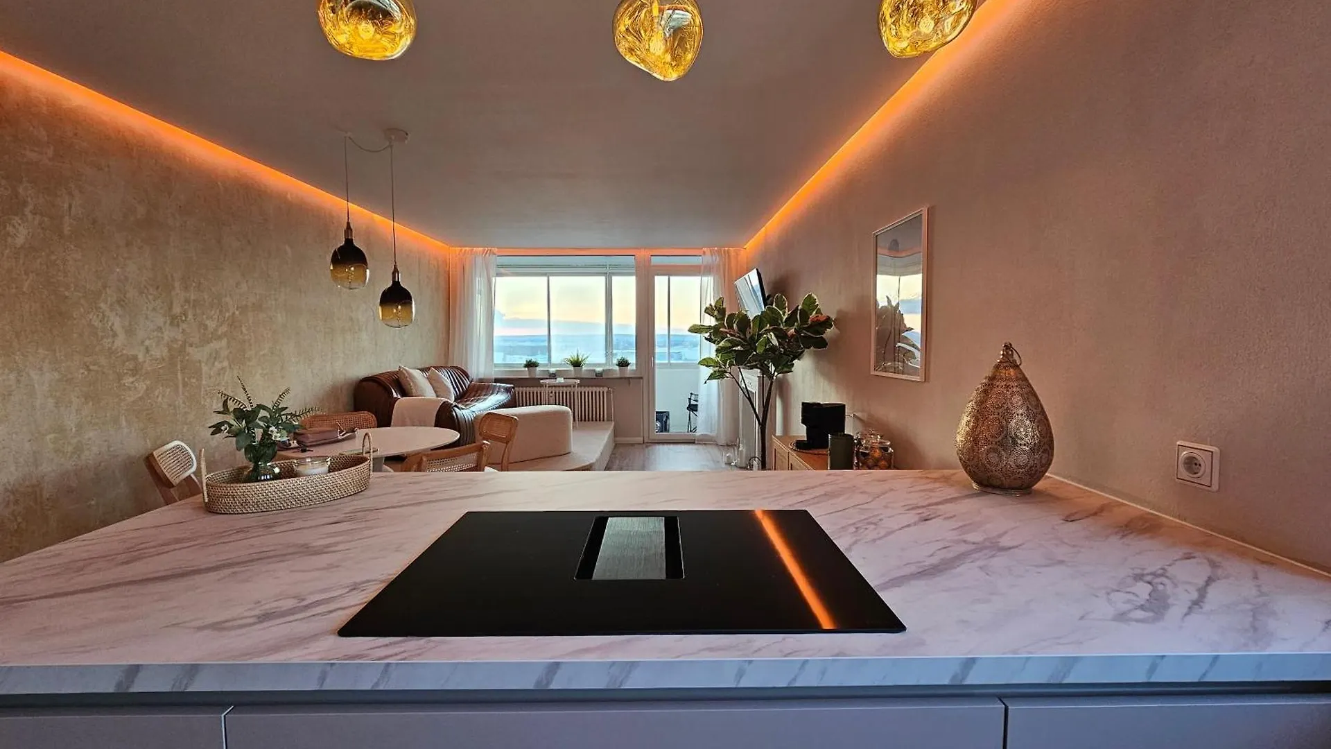 Stylische Sunset-Wohnung Augsburg Apartment