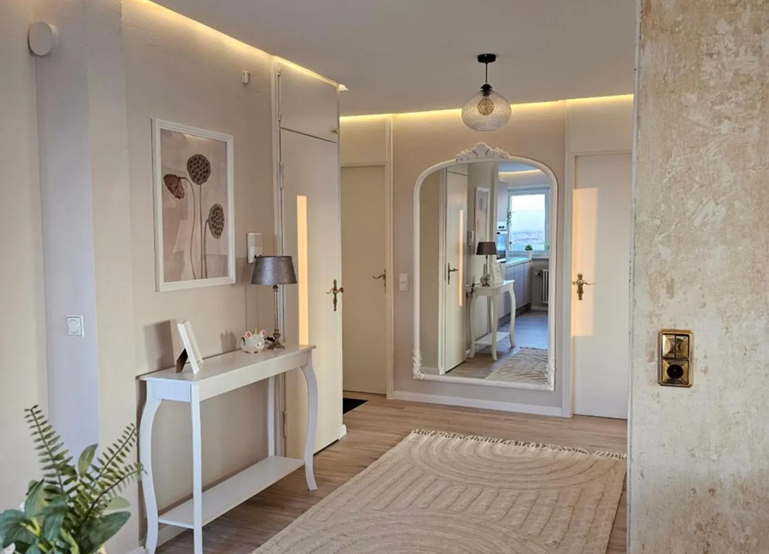 Stylische Sunset-Wohnung Augsburg Germany