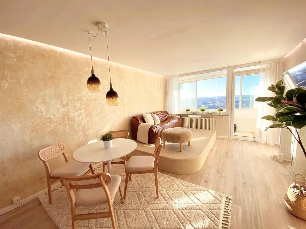 Stylische Sunset-Wohnung Augsbourg